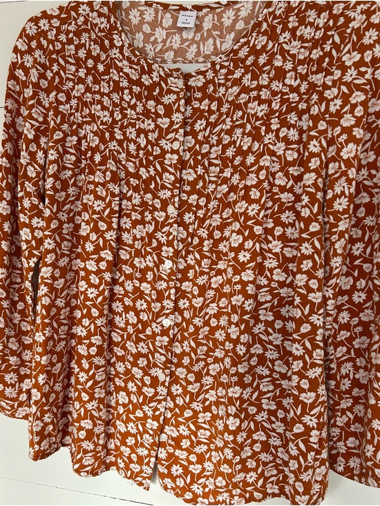 Old Navy Tops - Old Navy Rust and White Floral Peasant Blouse. Sz S.